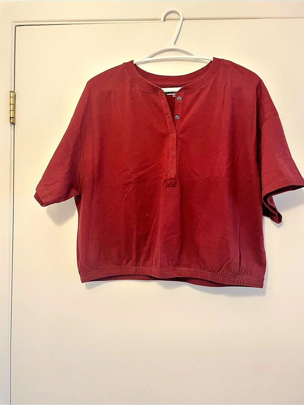 Offline by Aerie Real Me Henley Crop Tee Red Medium NWT